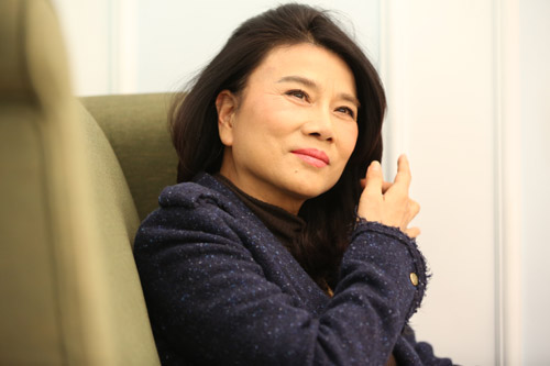 董明珠爆曾遭同行偷摸挖角 格力派人将对方打了