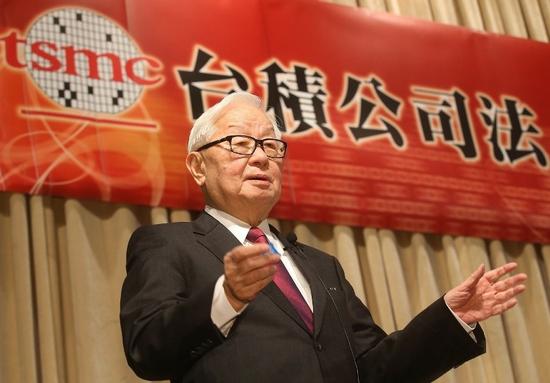 张忠谋：明年半导体市场有望好转