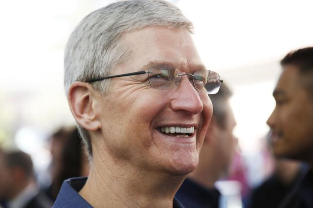 库克对苹果贡献已超过二次出山的乔布斯