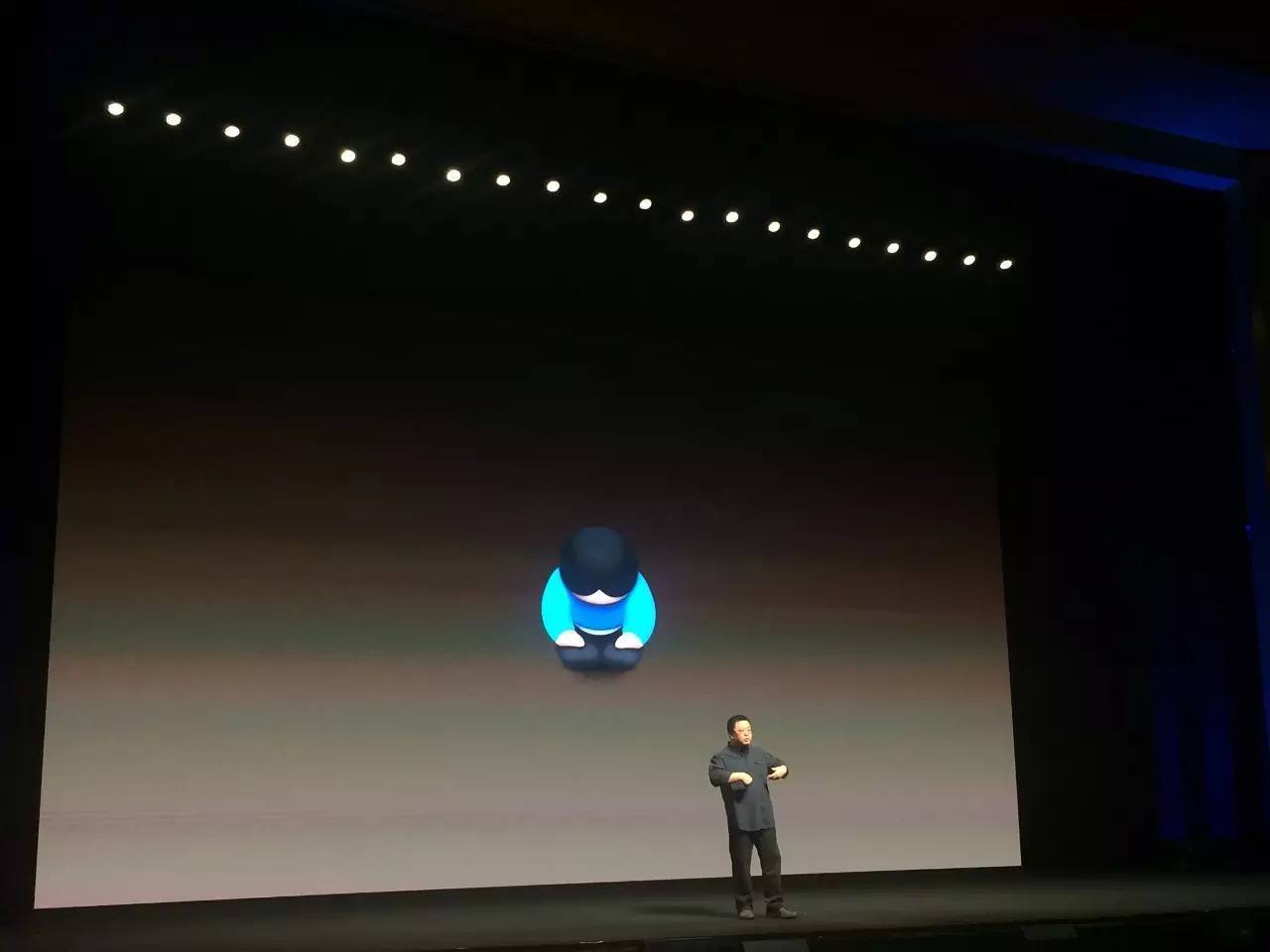 罗永浩：我要公开向雷军道歉！