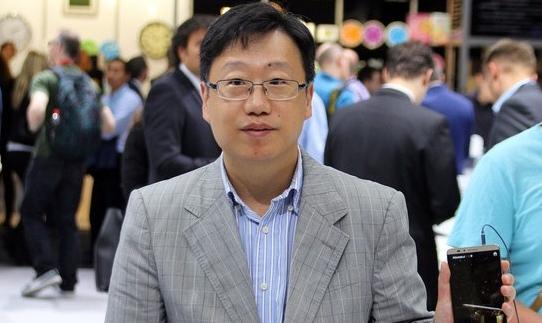 邵洋：荣耀单价已超小米 用不着华为来打