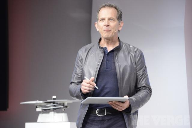 迈克尔·高夫让微软的设计再次动人 灵感竟来自一部电影