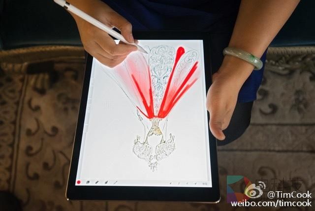 刚过三个月库克又访华,第一件事是微博打广告