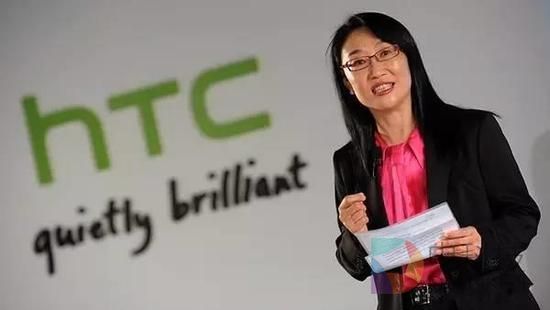 轰然倒塌 王雪红2000亿HTC手机帝国的没落之路