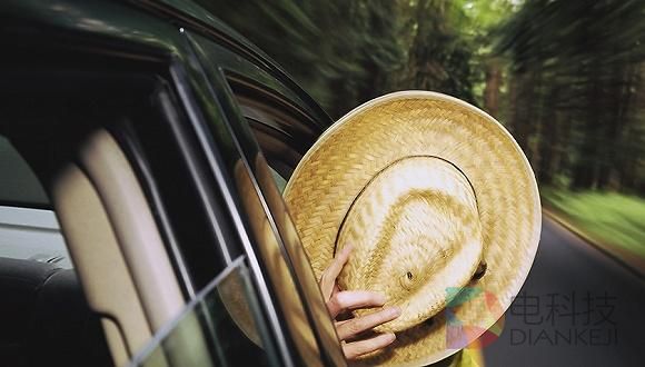 周其仁谈网约车地方新政:规定户籍应说明原因