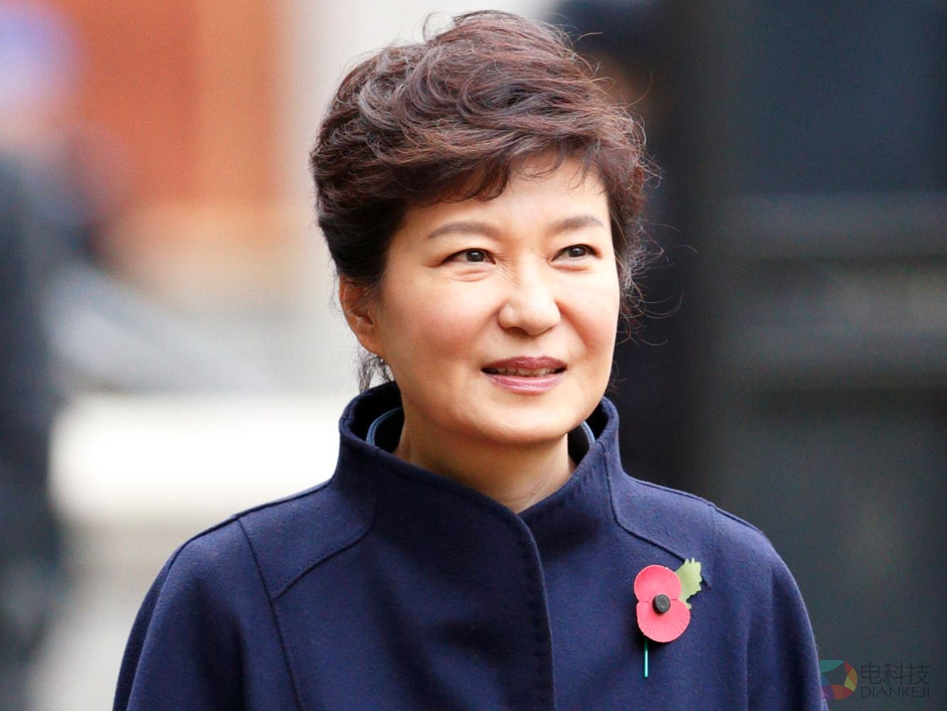 韩国检方突击搜查三星总部：朴槿惠丑闻中三星扮演什么角色？