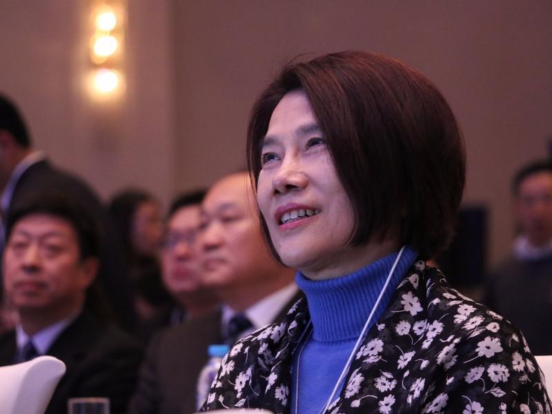 有一种投资叫王健林相信董明珠