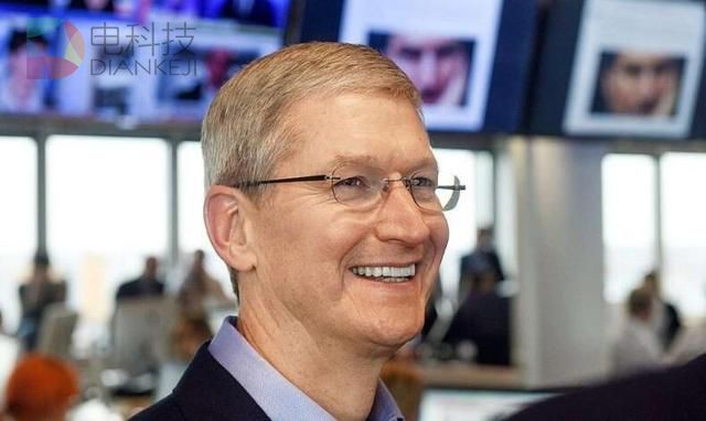 库克：乔布斯永远与苹果同在 Apple Pencil很实用