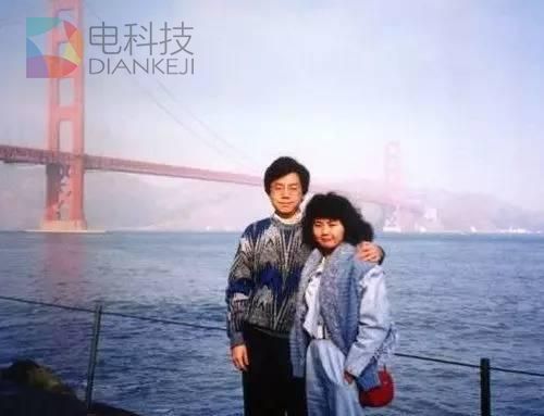 看马云、刘强东、李彦宏、潘石屹、周鸿祎等大佬如何花式秀恩爱