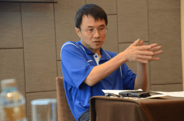 陆奇7月起辞去百度总裁兼COO职位 留任副董事长