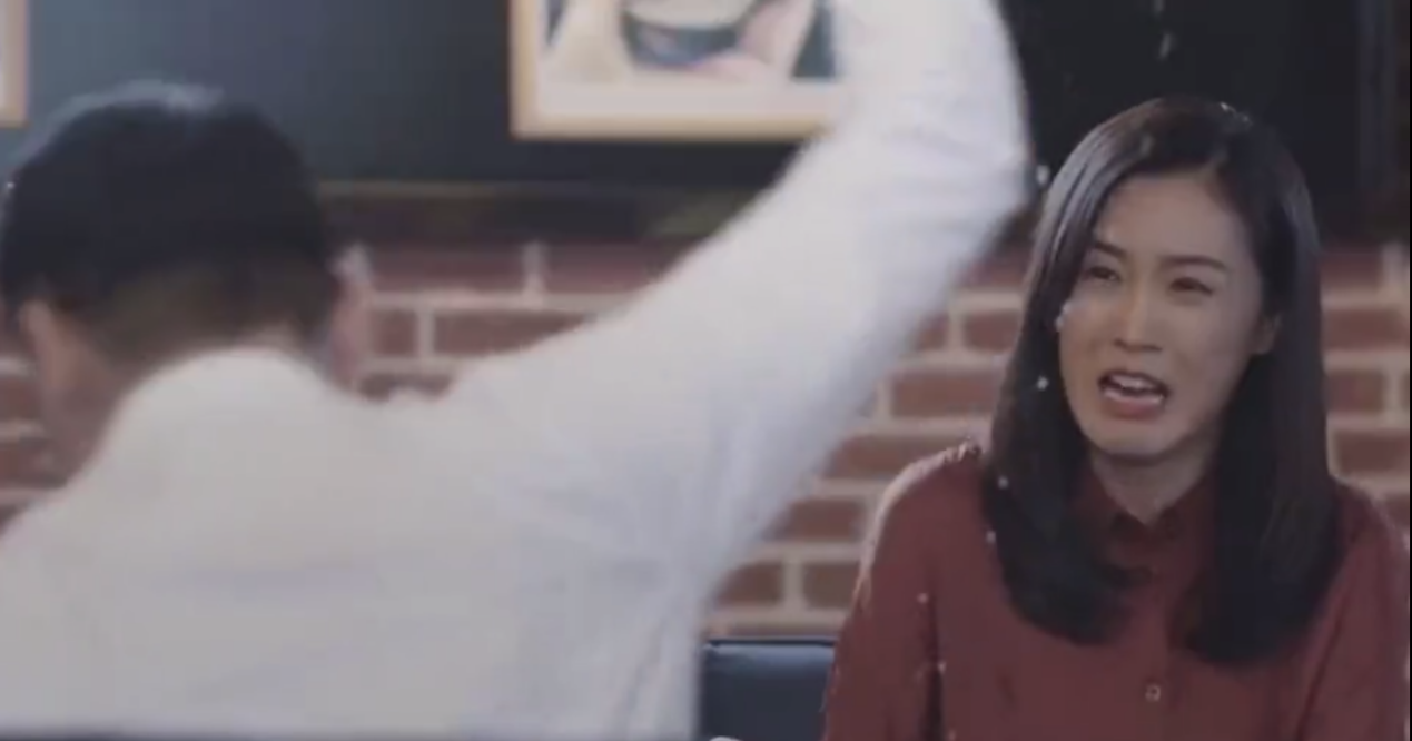 从访谈怒摔杯到抢章夺权，李国庆或许真能复活当当网