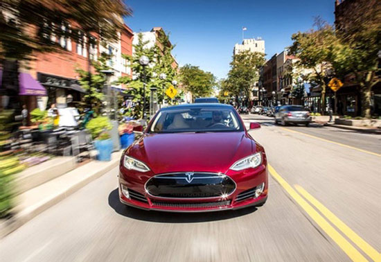 特斯拉三年内中国设厂 3月份销量增幅达150%