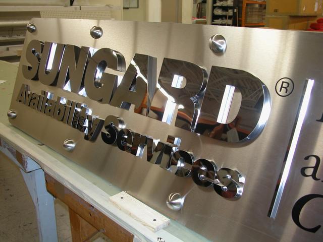 这家做数据恢复的公司估值高达百亿美元