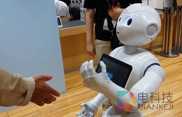 软银机器人.jpg