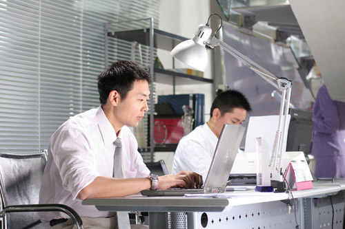 中国IT人员平均年薪27万元 全球排名13