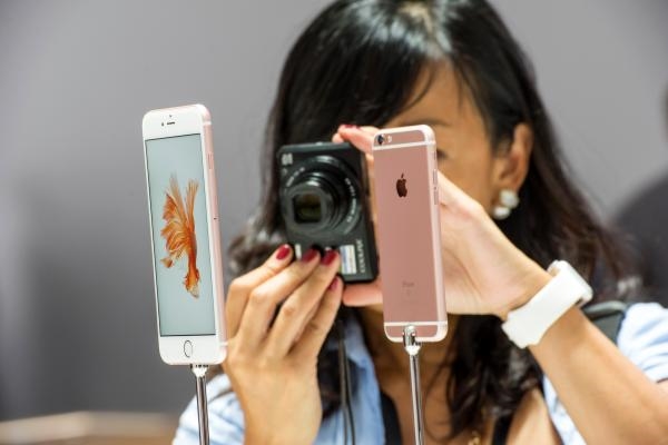 首批iPhone 6s今日发货 预订中63%是苹果老用户