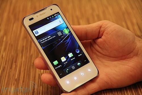 IDC：今年智能手机出货量将仅增长5.7%