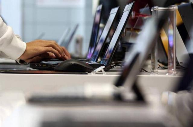 全球PC出货量暴跌 单季出货量9年首次跌破6500万台