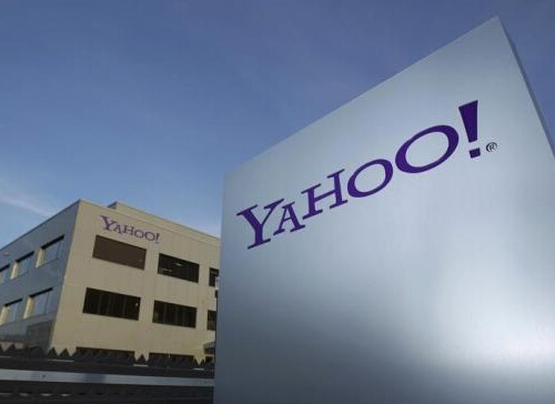 雅虎争夺战：AT&T和骑士队老板双双举牌50亿美元