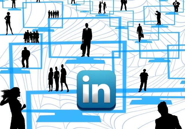 微软出手阔绰推动Linkedln股价飙涨46.7% 自己下跌2.6%