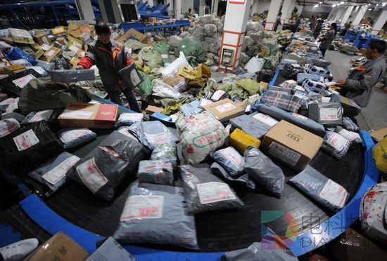 今年快递业务量有望突破300亿件 广东浙江业务量最大