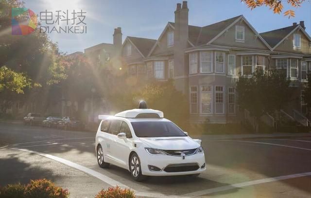 谷歌无人驾驶汽车有重大进展 关键部件成本下降逾90%