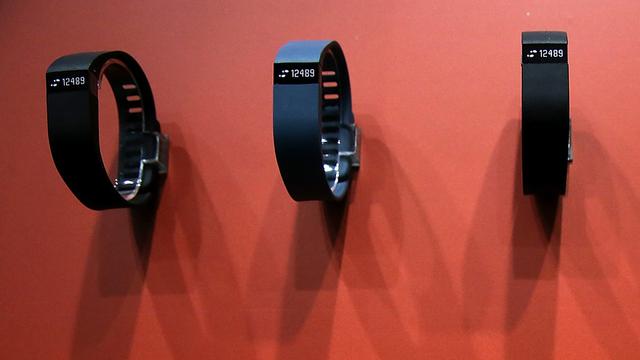 IDC：第四季全球可穿戴设备出货量同比增17% 小米将成新龙头