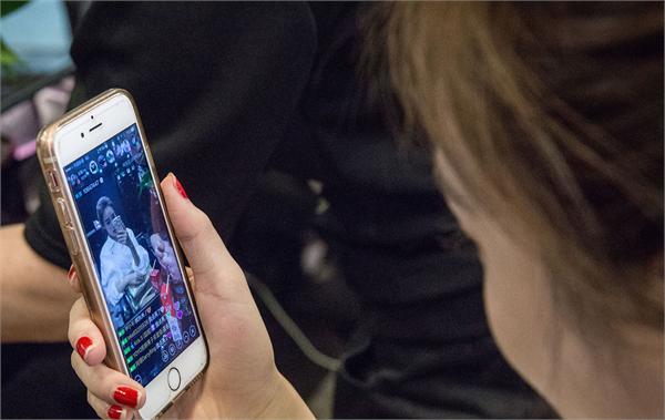 直播行业两极分化严重：顶尖网红分走80%以上收入