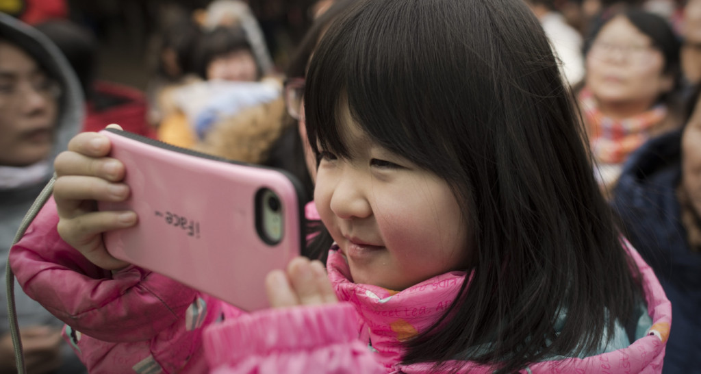 eMarketer：中国用户看电视的时间减少了2%