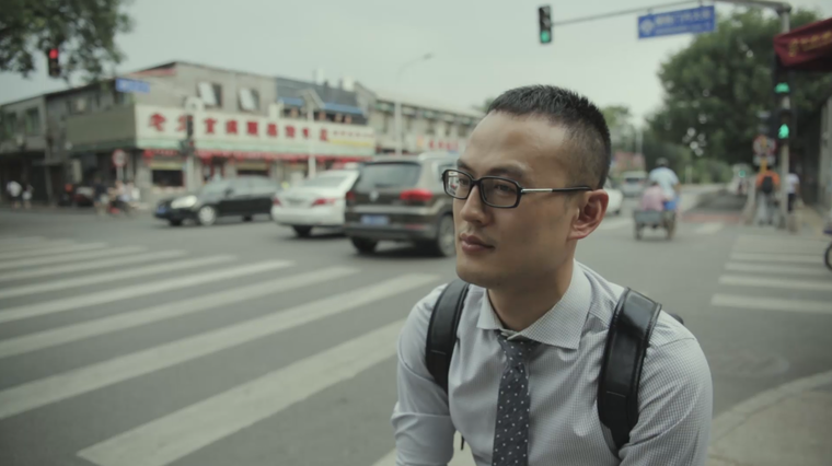 工业文明和农业文明碰撞，设计师郑金的魔幻人生