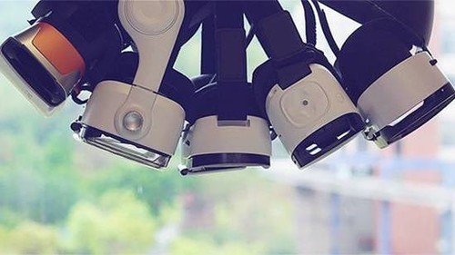 国产手机的最后一根救命稻草是VR？