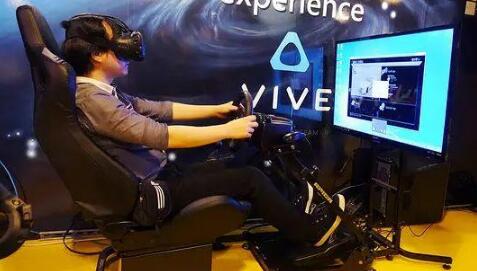 VR游戏赚钱套路揭秘 体验店重演网吧疯狂模式