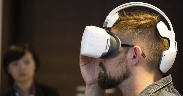 高通推出无线VR头盔概念机：内置眼球追踪 一般人买不到