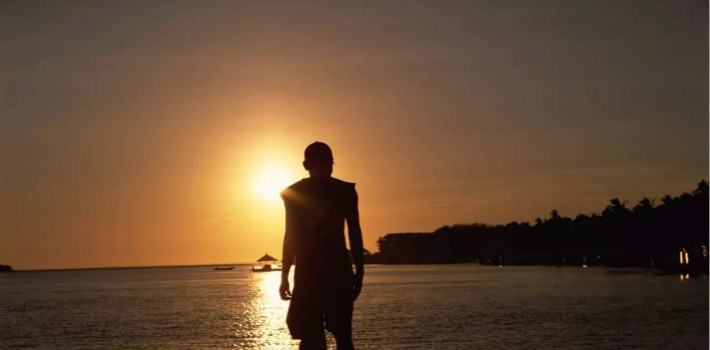 抛开媒体 投资大佬的忽悠 真实的VR产业是什么样的？