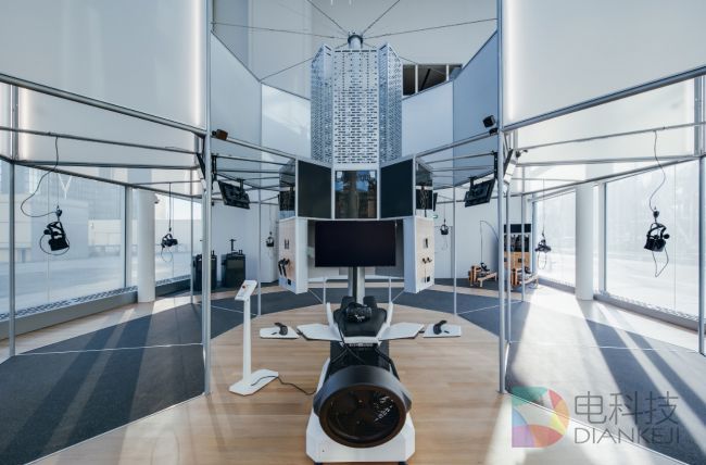 巴黎开设世上最大VR体验馆