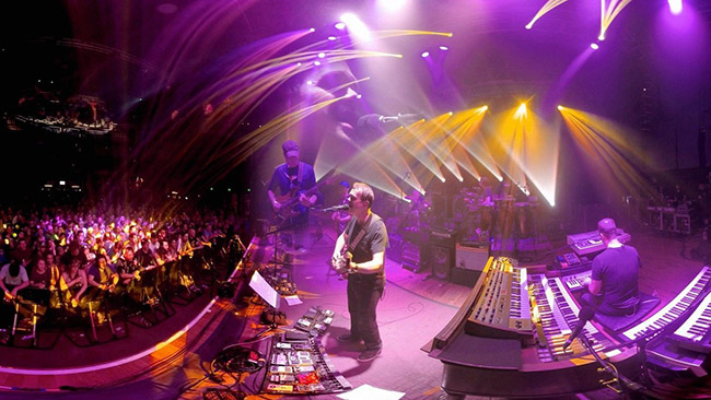 VR直播演唱会要做成什么样才能比现场更好