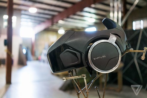 来看看The Void的炫酷VR头盔Rapture