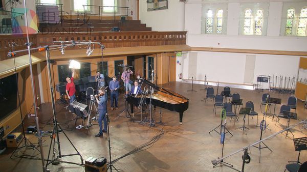 享受头等席待遇 PSVR免费音游Joshua BellVR公开