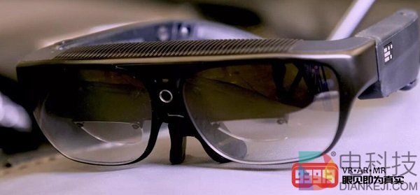 保时捷推出AR眼镜Tech Live Look