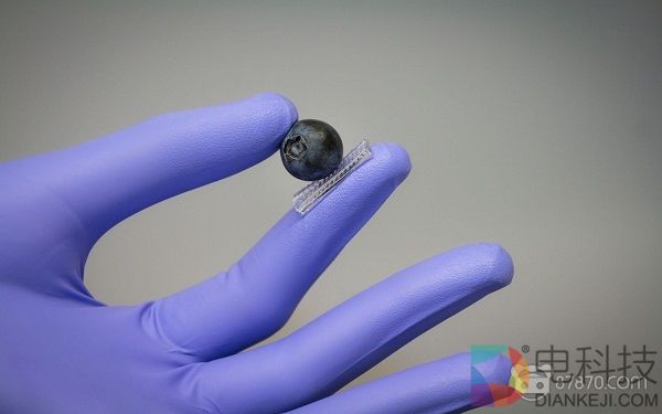 斯坦福大学研发触觉手套：机械手臂也可模拟人手完成各项任务