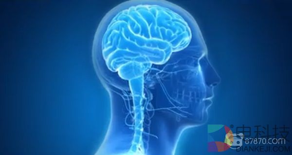 加拿大宇航员利用VR模拟太空环境感知物体