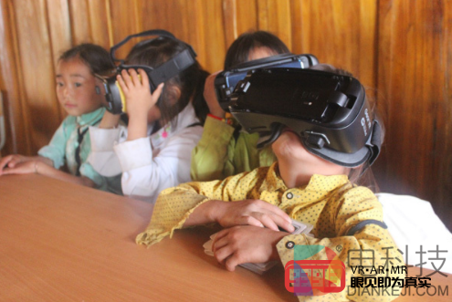 三星Vina公司采用VR技术让儿童体验宇航员的感觉