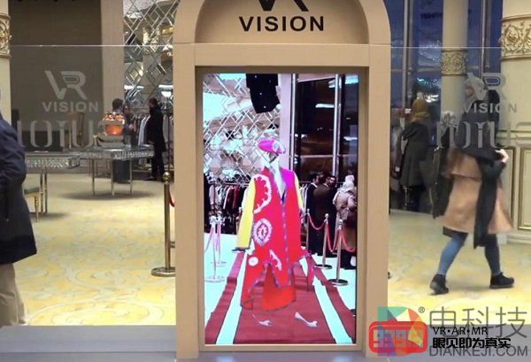 这场AR时装秀采用隐形虚拟模特博眼球