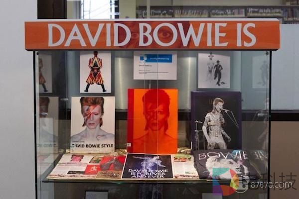 “David Bowie Is”展览推出 AR 应用，深入了解大卫鲍伊的一生