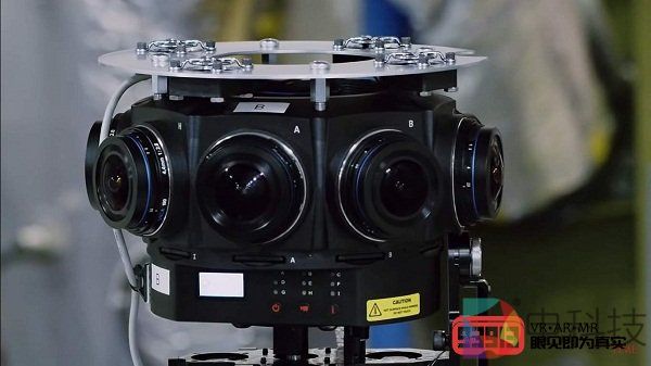 TIME和 Felix＆Paul Studios合作用VR摄像机拍摄国际空间站