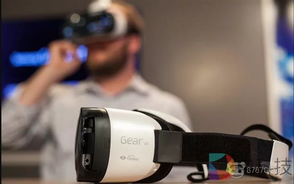 三星发布会再次“漏掉”GearVR，但表示S10依然支持VR