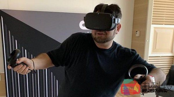 微软混合现实生态系统很快将扩展到智能手机平台