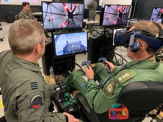 VR正被应用于飞行训练