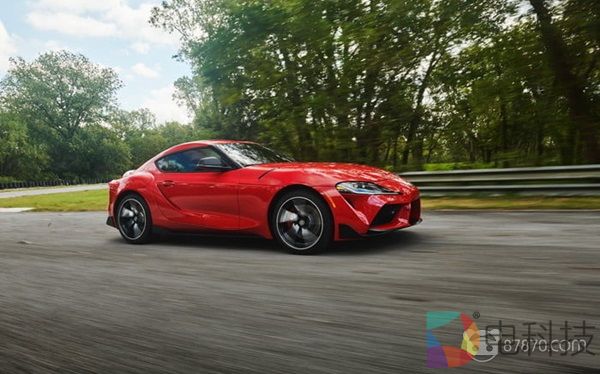 麦格纳开始使用VR辅助汽车零部件设计