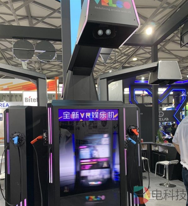CES Asia 2019：VRLEO展示VR无人自助一体机